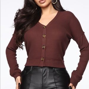 Burgundy top/cardigan